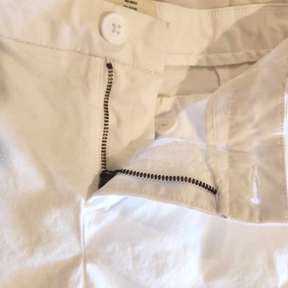 Magellan Outdoors White Shorts Womens Size 2 Cotton Blend Casual Everyday Basics - Picture 5 of 8